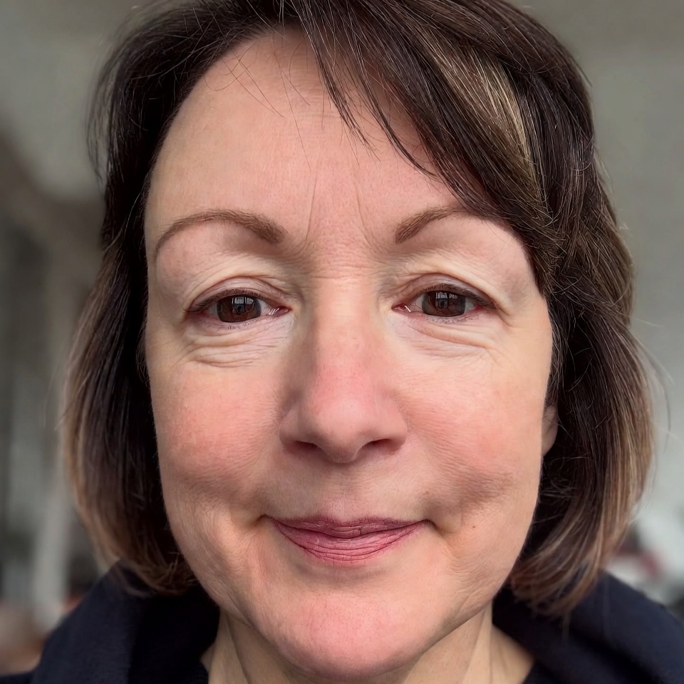 happy client cleaning